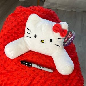 Hello kitty little lounge pillow